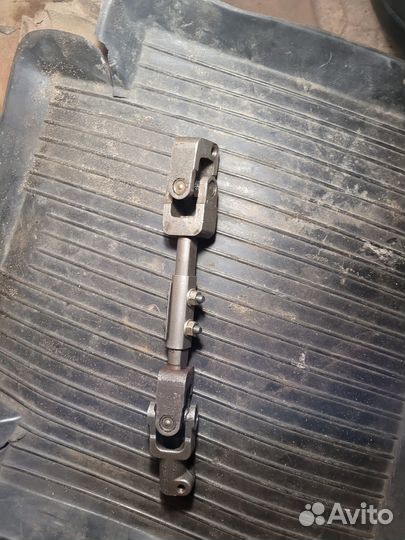 Рулевой карданчик Golf 3, Vento