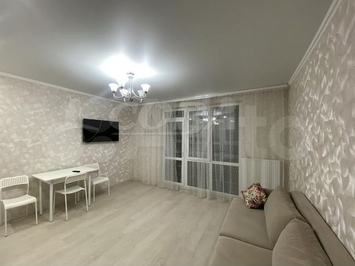 1-к. квартира, 40 м², 7/14 эт.
