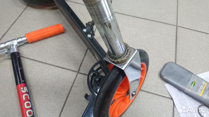 Самокат рулевой подшипник ремонт