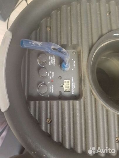 Активный сабвуфер