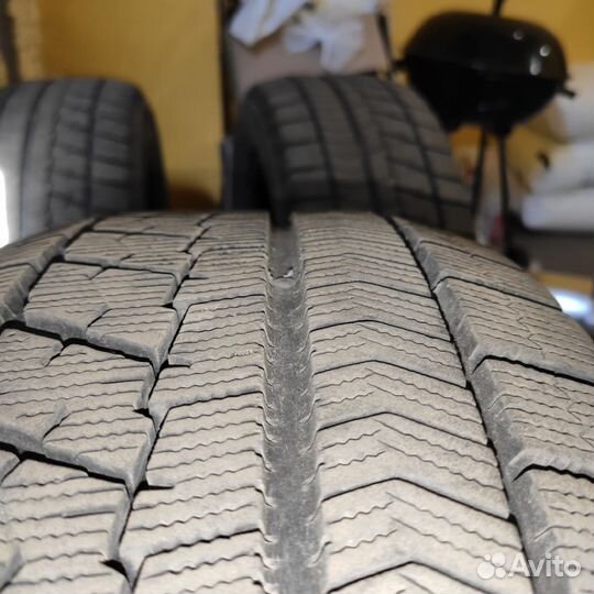 Bridgestone Blizzak VRX 205/55 R16