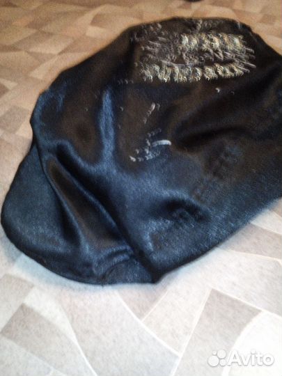 Кепи унисекс атласная с вышивкой