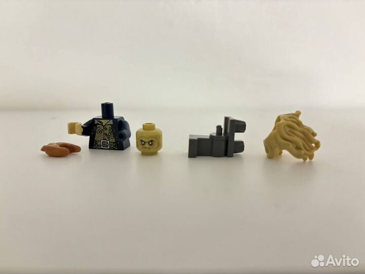 Lego minifigures лот