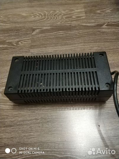 Блок питания для радиостанции Motorola