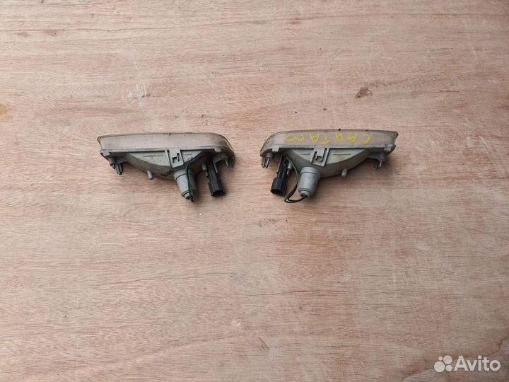 Габарит в передний бампер Hyundai Santamo, 1998г