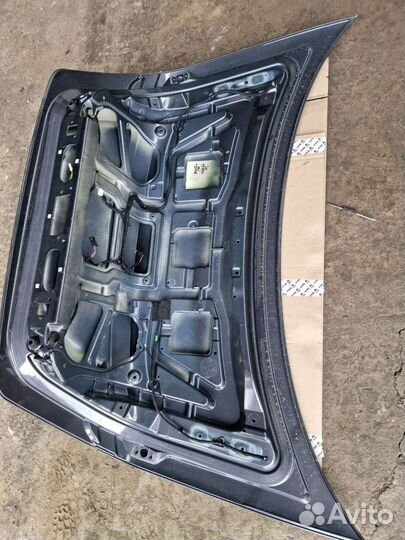 Крышка багажника mercedes w216