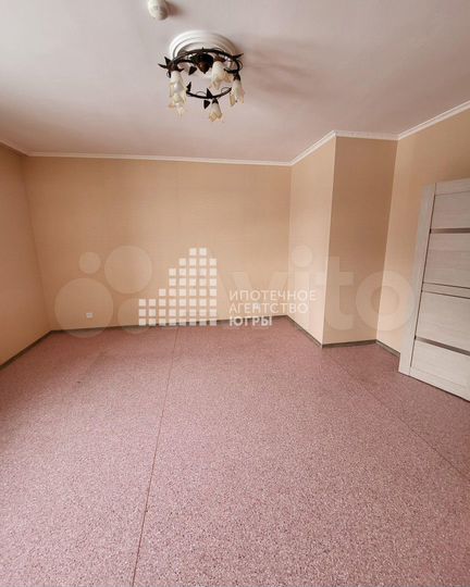 3-к. квартира, 85 м², 3/10 эт.