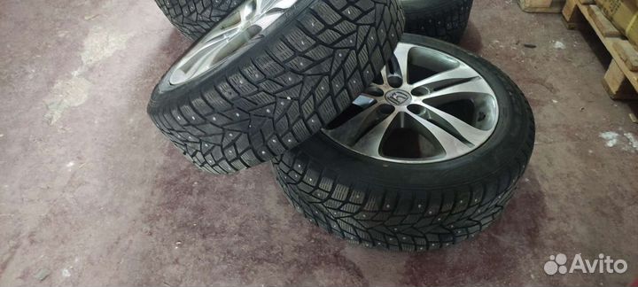 Dunlop SP Winter Ice02 235/50 R18