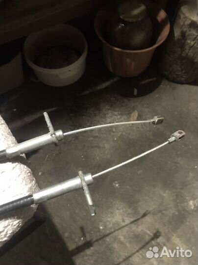 Трос ручника мерседес 210