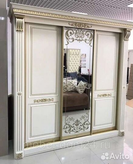 Шкаф классика