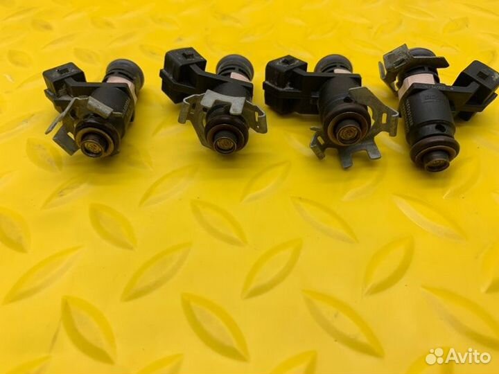 Форсунка топливная Renault Duster легковой