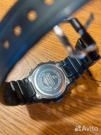 Часы casio g shock dw5600