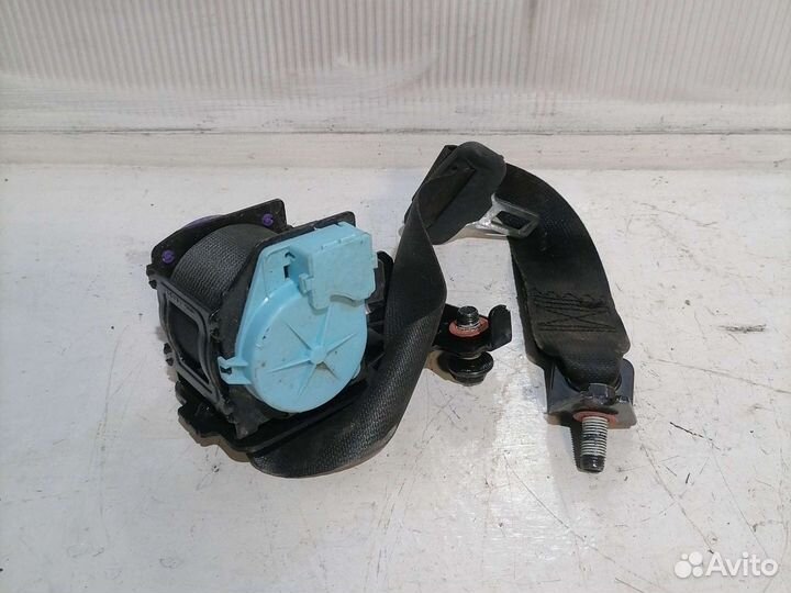 Ремень безопасности задний Hyundai Solaris 2