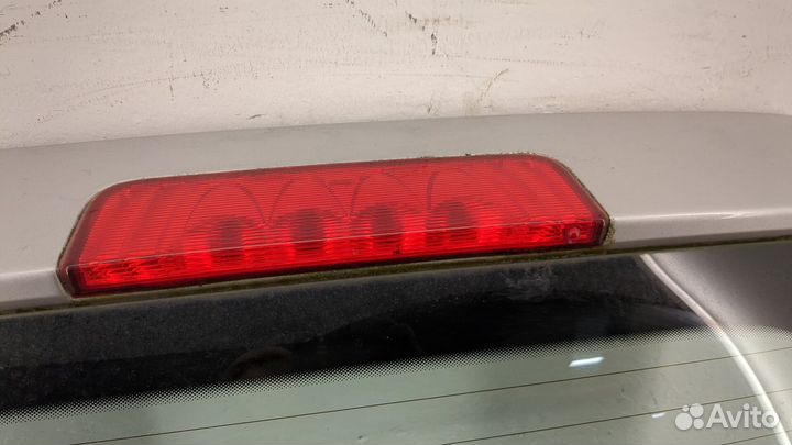 Крышка багажника Peugeot 207