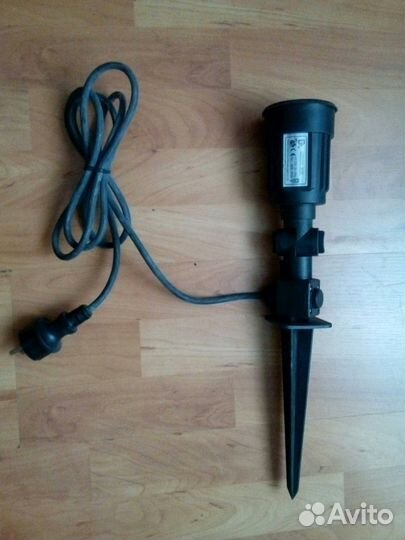 Фонари для газона