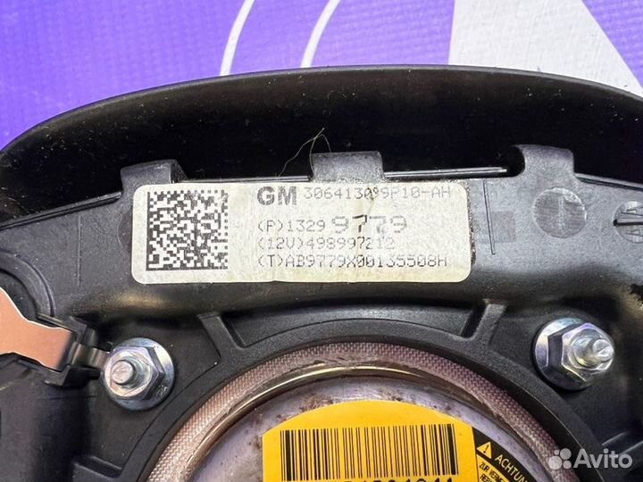 Подушка безопасности в руль Opel Astra J A16XER