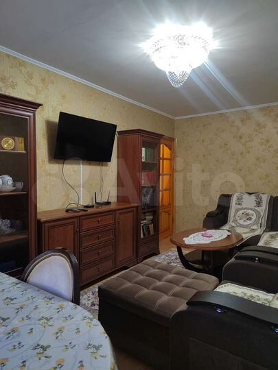 2-к. квартира, 45 м², 1/9 эт.