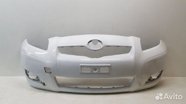 Бампер передний Toyota Yaris 1 2009-2011