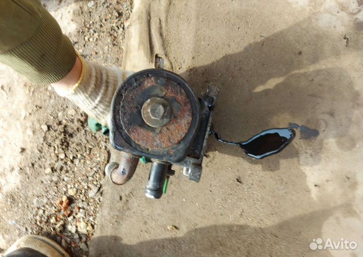 Крепления Масляного фильтра Мазда cx7 2.3