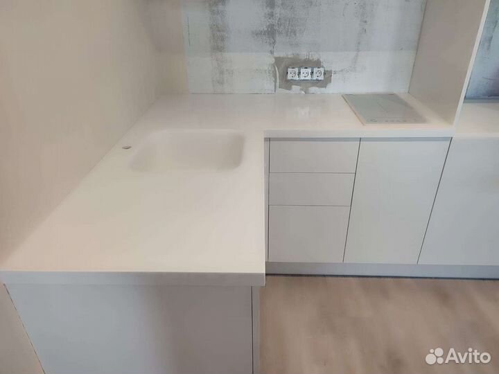 Столешница из искусственного камня