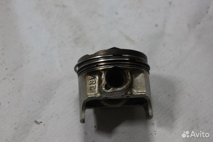 Комплект поршней Suzuki Bandit GSF 250 GJ74A