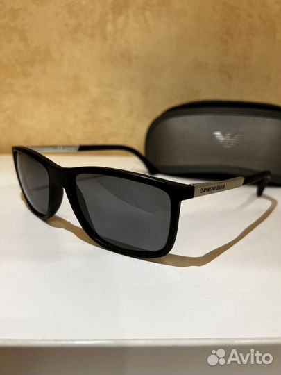 Очки солнечные Emporio Armani EA4058