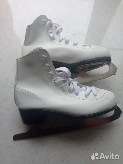 Коньки женские