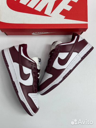 Кроссовки Nike dunk бордовые 4