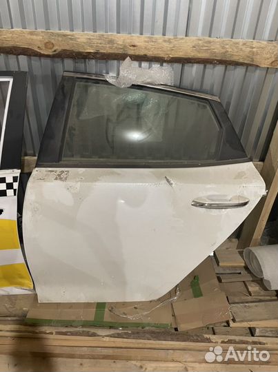 Дверь задняя левая Kia Optima 4