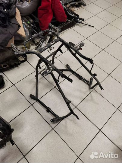 Задний подрамник Honda gl1500 se