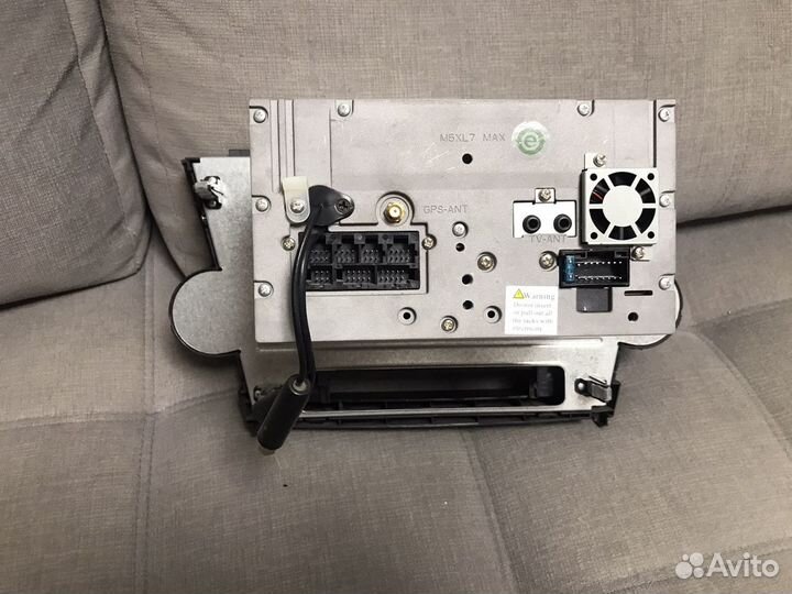 Штатное головное устройство Toyota Highlander