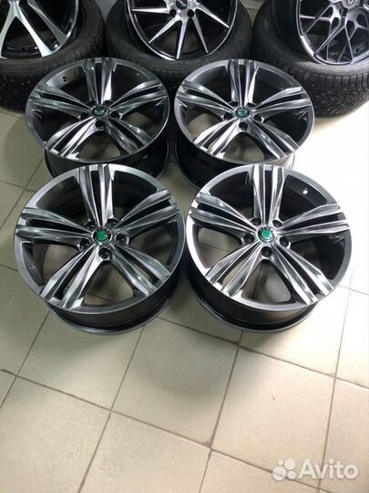 Sebring в Наличии - R18 5*112