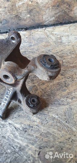 Кулак задний левый Mazda CX 5 2012-2017