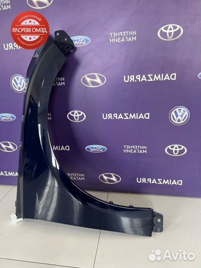 Крыло Ford Focus 3 правое /темно синий blazer blue