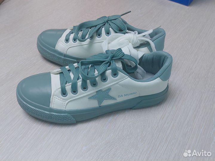 Детская обуаь 35