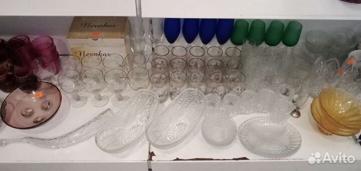 Стаканы, чашки