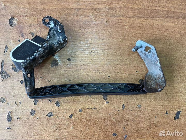 Колдун задний правый Mercedes W222