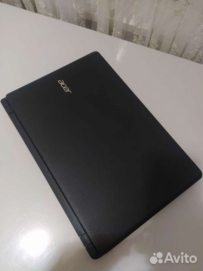 Ноутбук Acer ES1. (4ядра, SSD 240гб)