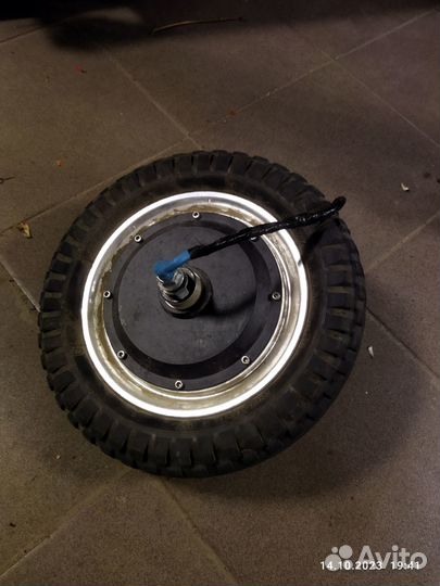 Мотор колесо для электросамоката