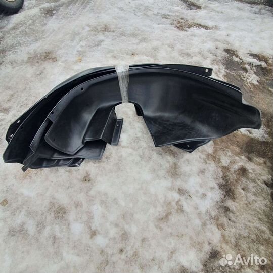 Подкрылки на гранту