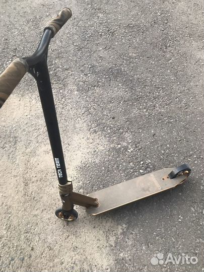 Трюковой самокат tech team