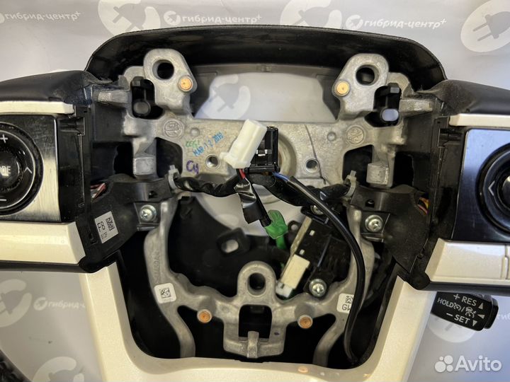 Руль Приус 50