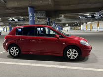 Nissan Tiida 1.6 AT, 2010, 180 000 км, с пробегом, цена 950 000 руб.