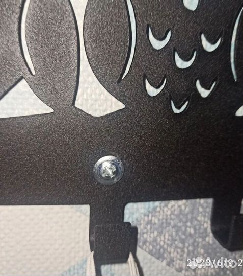 Ключница-вешалка настенная металлическая