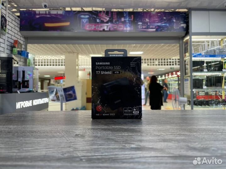 Жесткий диск SSD Samsung 1.8