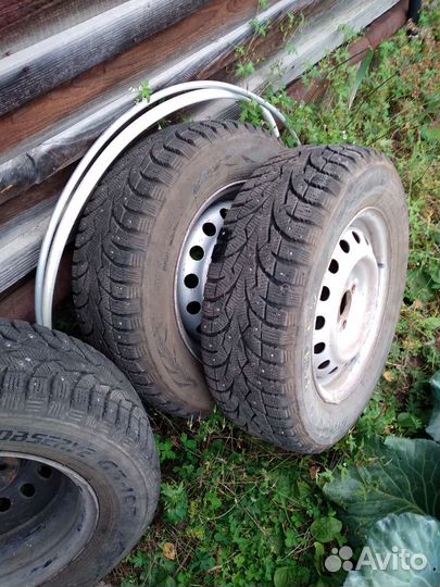 Резина r 13 летние зимняя тоя на toyota штампах