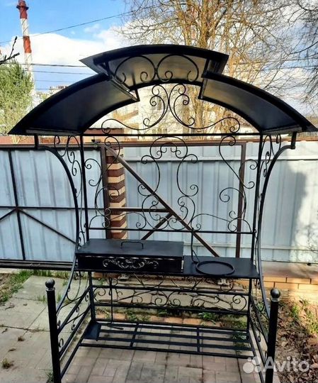 Мангал с крышей / Кованый мангал в стиле лофт