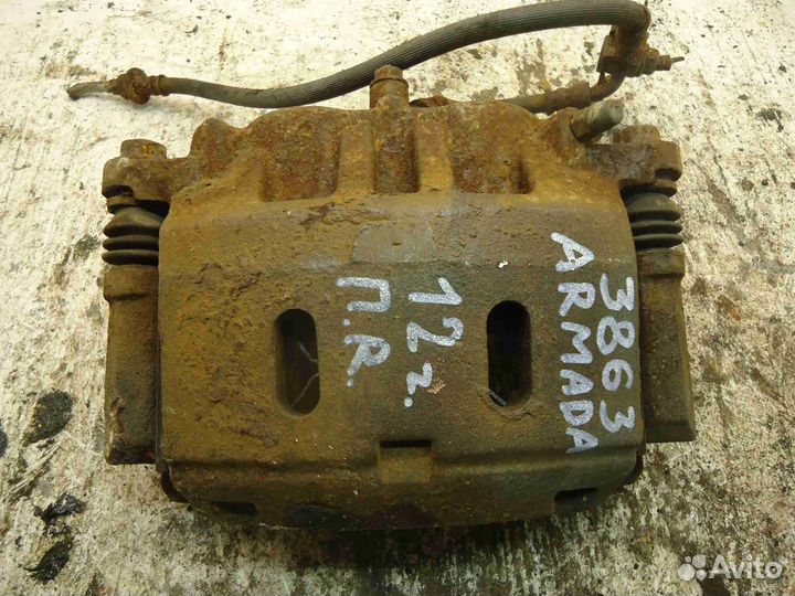 Суппорт передний правый Nissan Armada 1 TA60