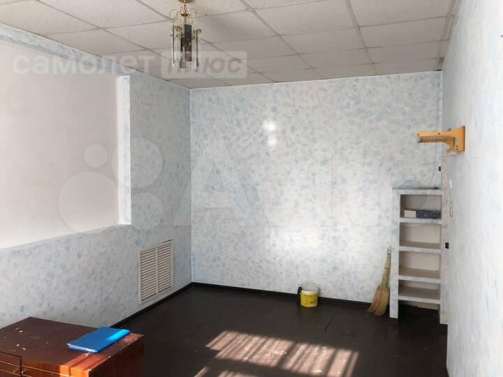 Комната 18 м² в 1-к., 1/2 эт.