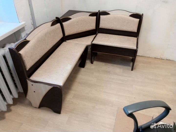 Кухонный уголок бу без стола